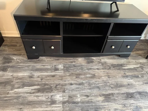 Giving out furniture for free